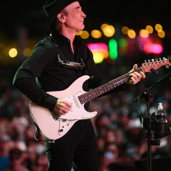 ClintBlack - 101.5 Hank FM